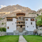 1200px View of main entrance of Khaplu Palace